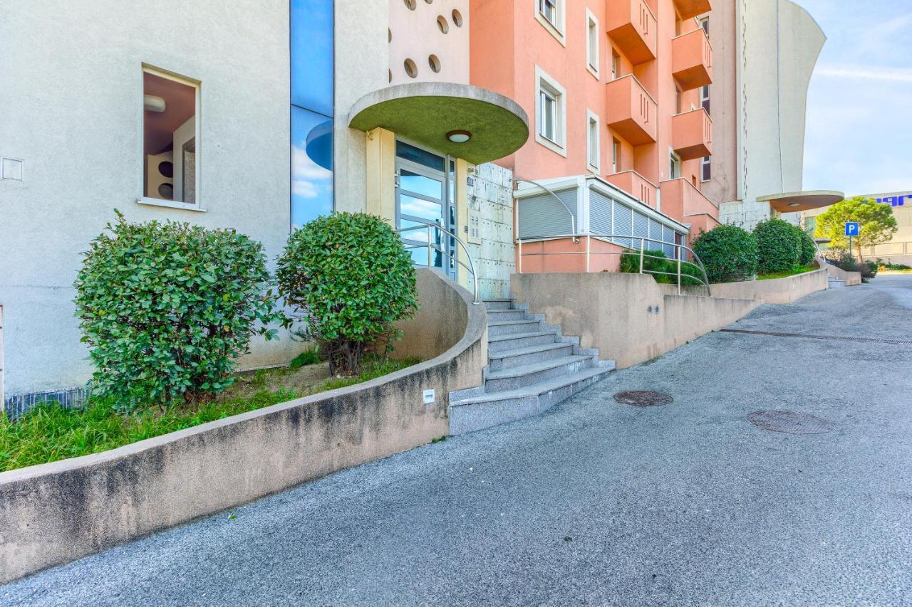 New Apartment Bila Jidra**** Split Eksteriør bilde
